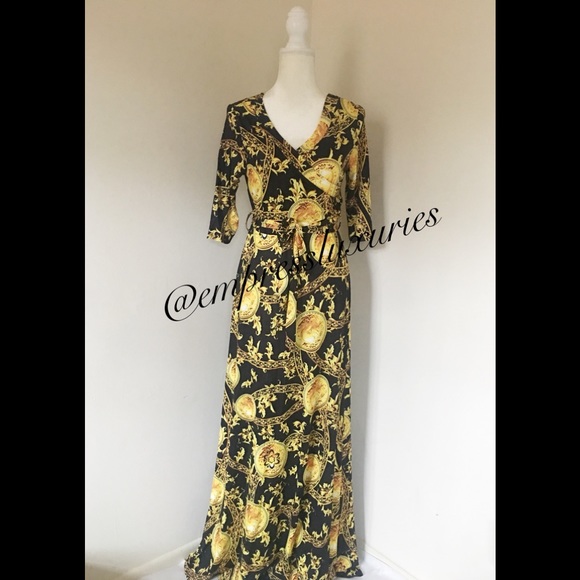 Gold Medallion Maxi Dress - Picture 4 of 4